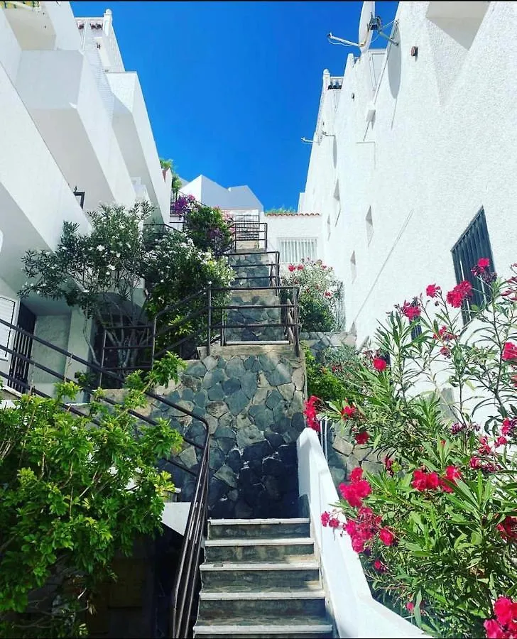 Hibisco Apartments 푸에르토 데 산티아고